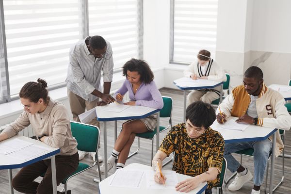 Scholarships For Summer Programs For High School Students